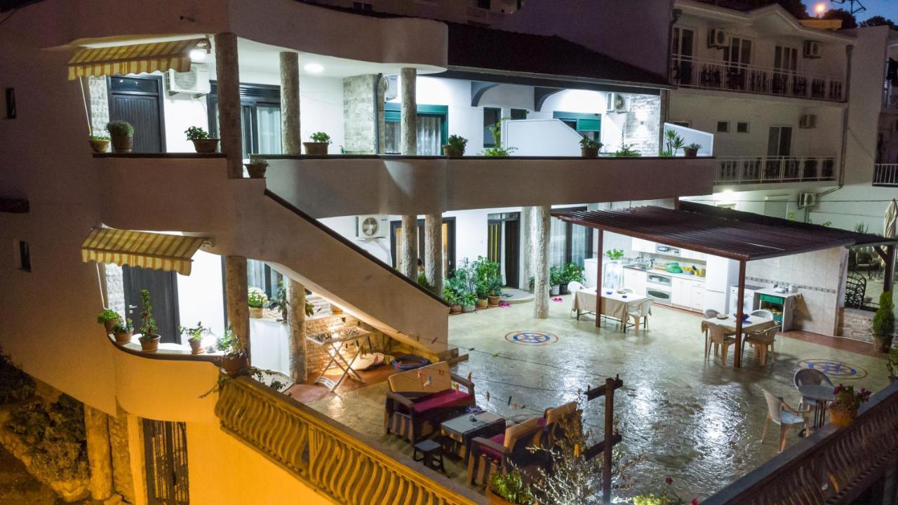 Apartments Ishmi In Center Of Ulcinj Luaran gambar