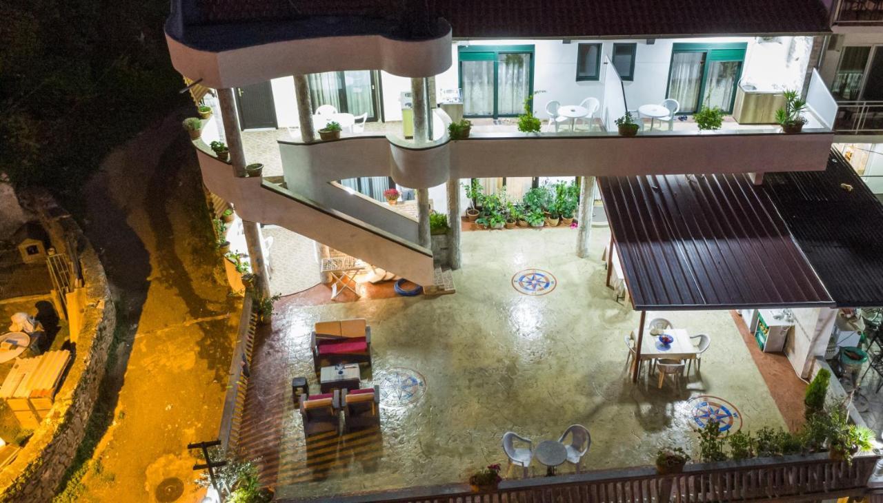 Apartments Ishmi In Center Of Ulcinj Luaran gambar